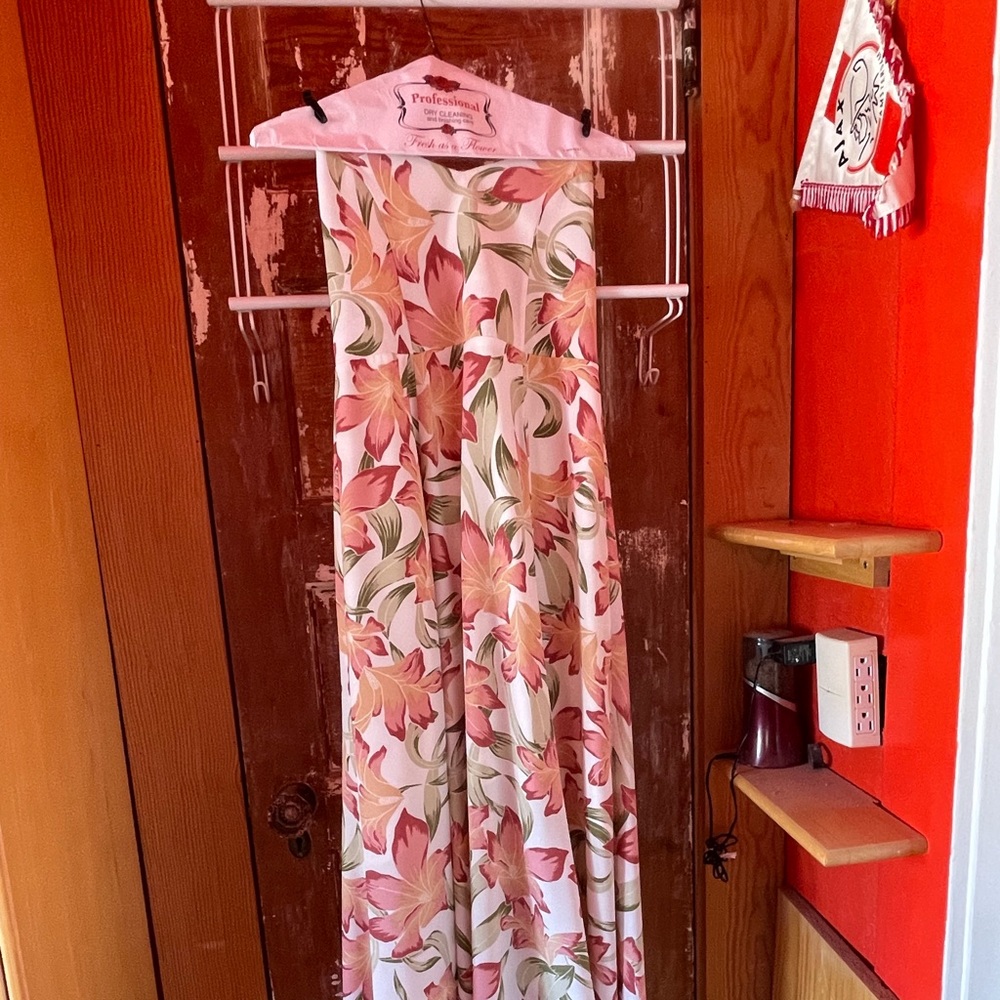 Show Me Your Mumu Godshaw Godess Gown Lily Lady